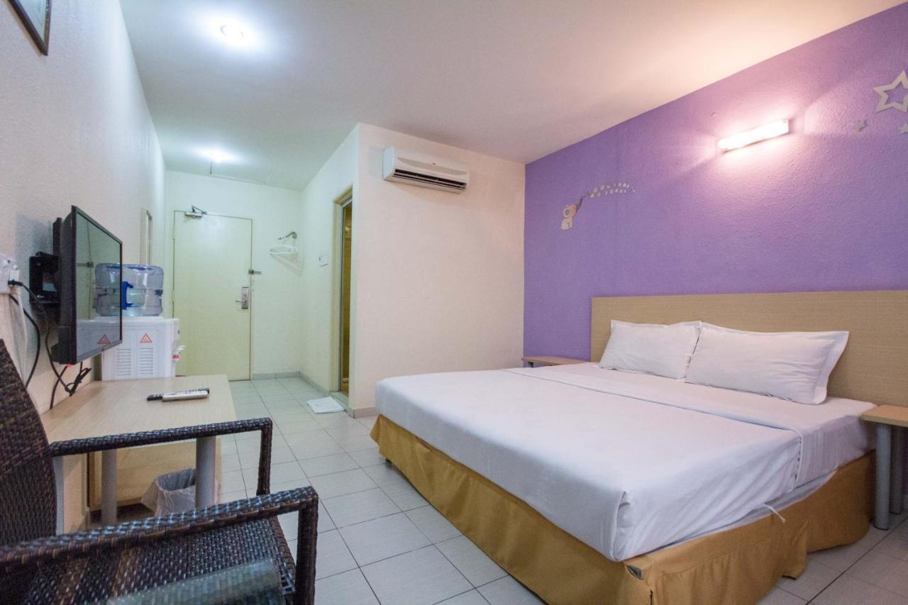 Sri Indar Hotel Bukit Mertajam Buitenkant foto