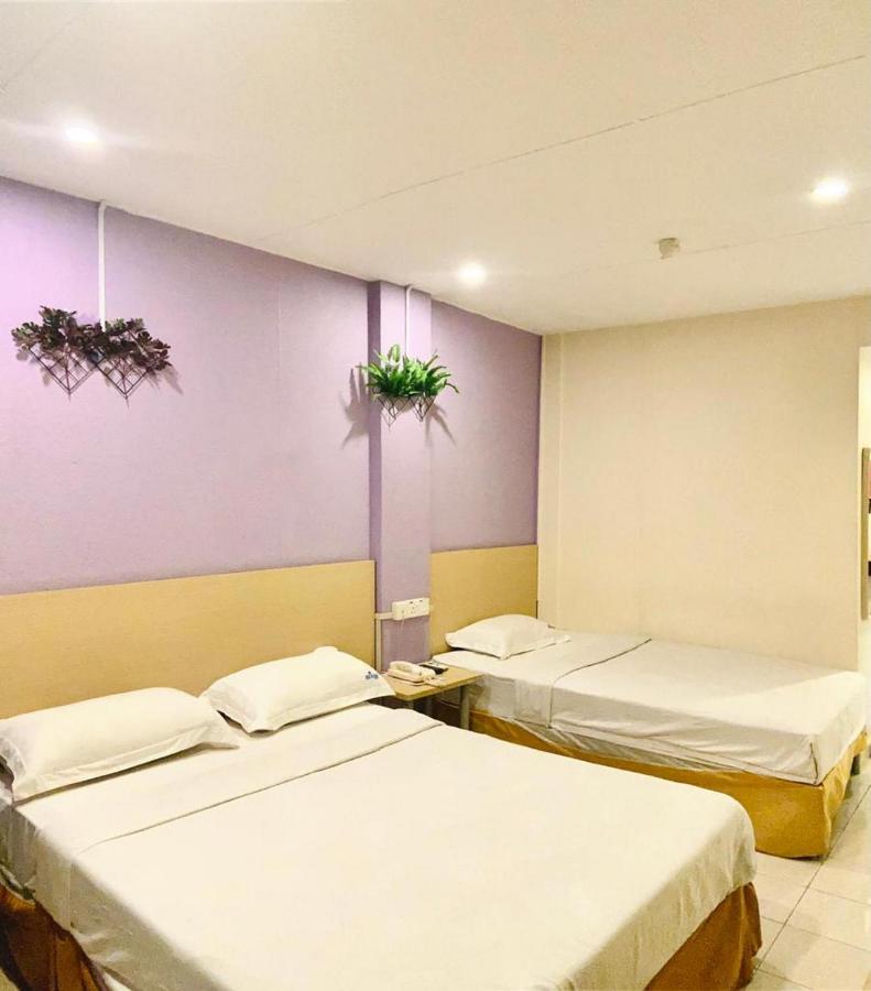 Sri Indar Hotel Bukit Mertajam Buitenkant foto