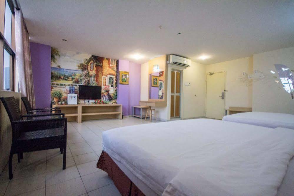 Sri Indar Hotel Bukit Mertajam Buitenkant foto